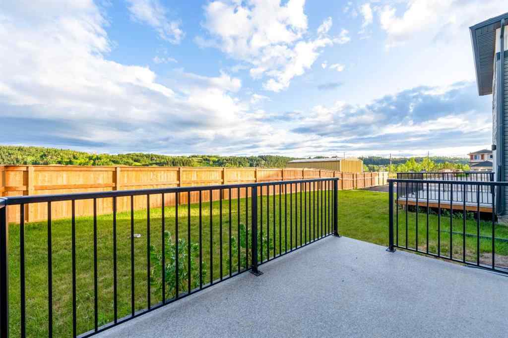 MLS® A2236578 - 8 Vantage Drive  in Greystone Cochrane, Residential
