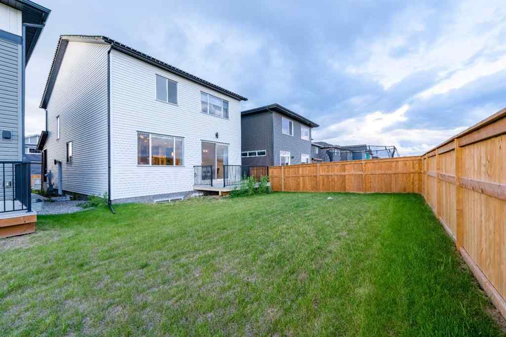 MLS® A2236578 - 8 Vantage Drive  in Greystone Cochrane, Residential