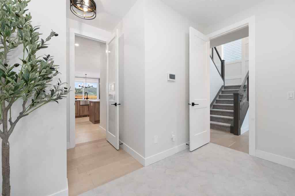 MLS® A2236578 - 8 Vantage Drive  in Greystone Cochrane, Residential