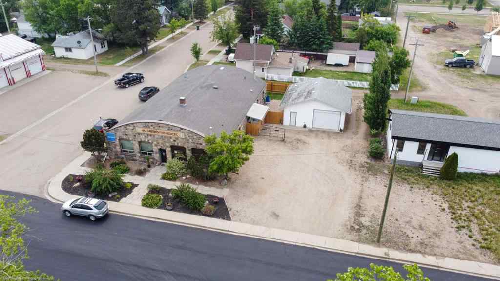 MLS® A2236602 - 27 Railway Avenue S in Marwayne Marwayne, Commercial