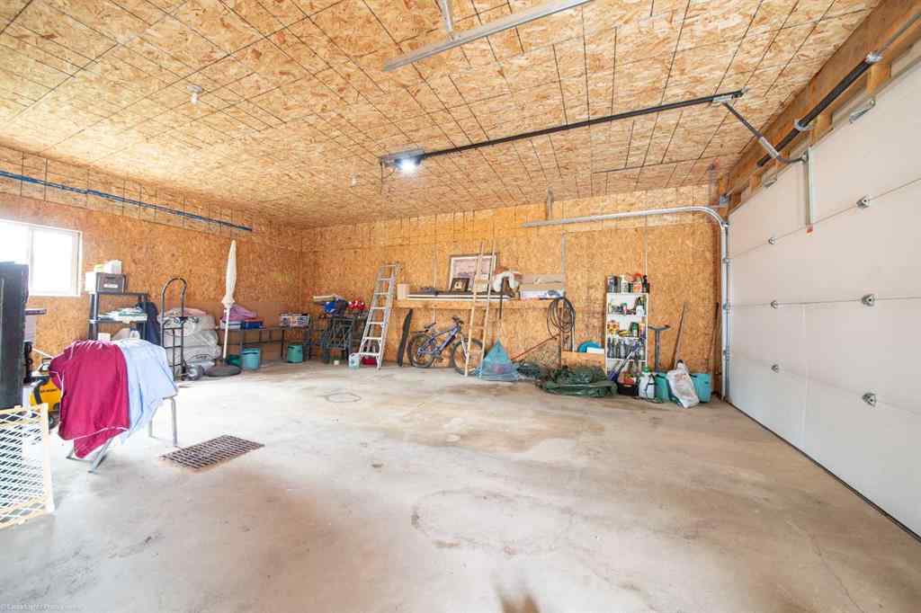 MLS® A2236602 - 27 Railway Avenue S in Marwayne Marwayne, Commercial