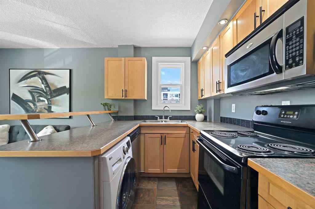 MLS® A2236611 - Unit #304 2111 14 Street SW in Bankview Calgary, Residential