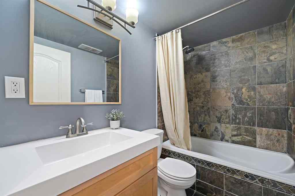 MLS® A2236611 - Unit #304 2111 14 Street SW in Bankview Calgary, Residential