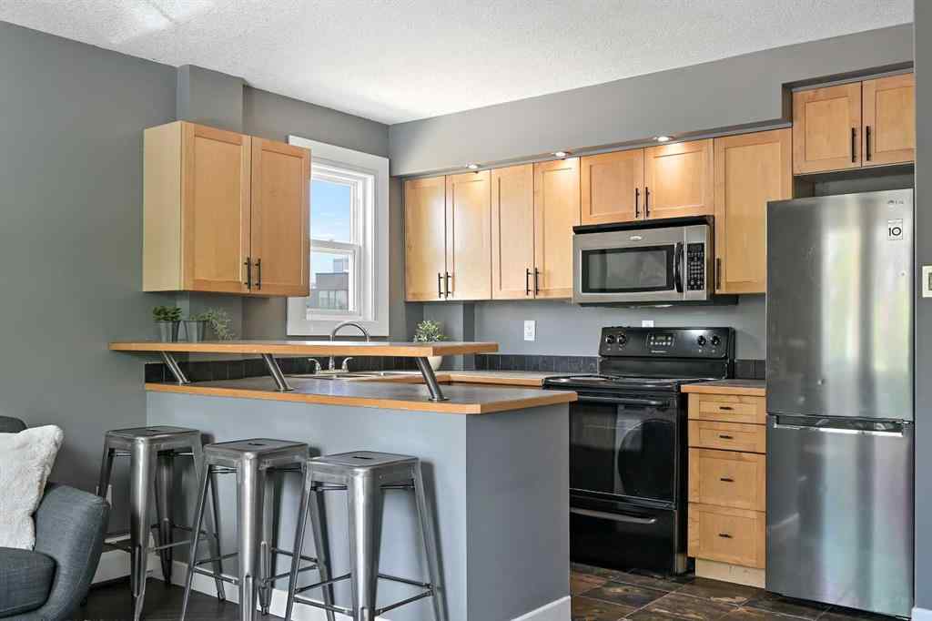 MLS® A2236611 - Unit #304 2111 14 Street SW in Bankview Calgary, Residential