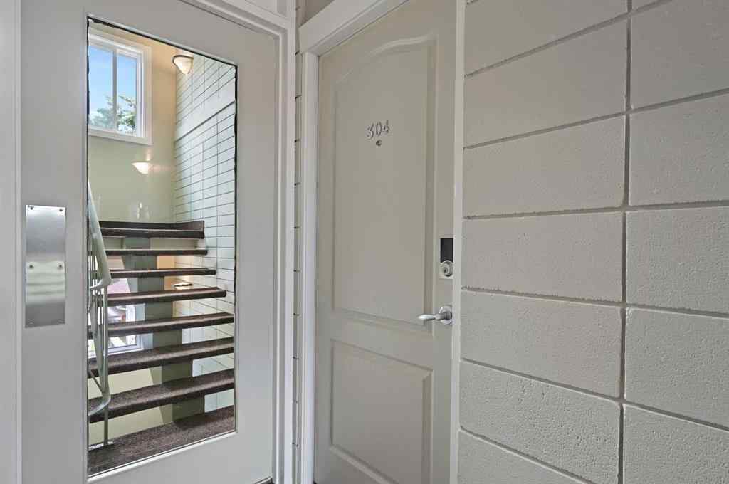 MLS® A2236611 - Unit #304 2111 14 Street SW in Bankview Calgary, Residential