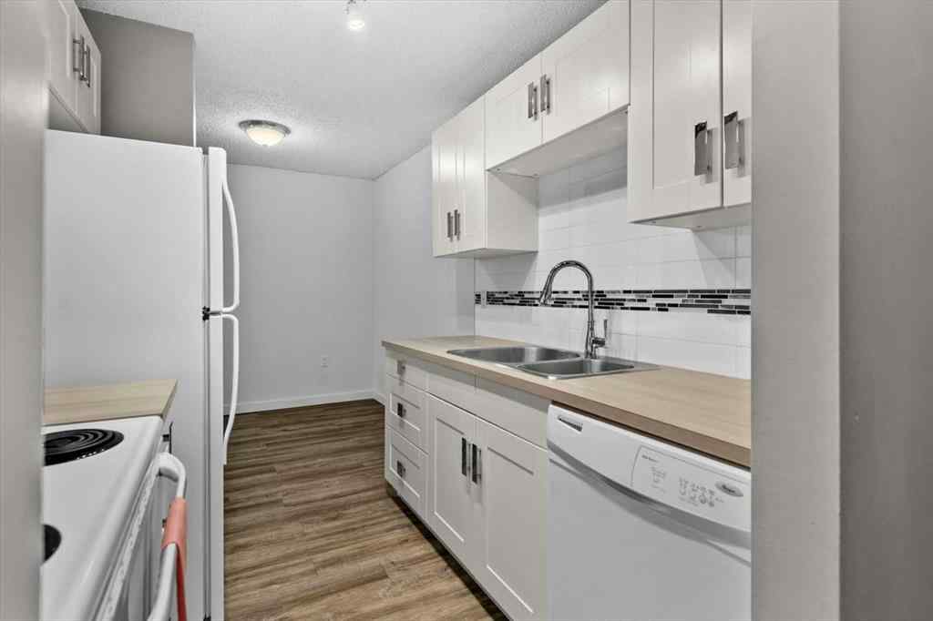 MLS® A2236616 - Unit #110 816 89 Avenue SW in Haysboro Calgary, Residential