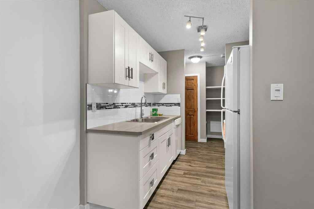 MLS® A2236616 - Unit #110 816 89 Avenue SW in Haysboro Calgary, Residential