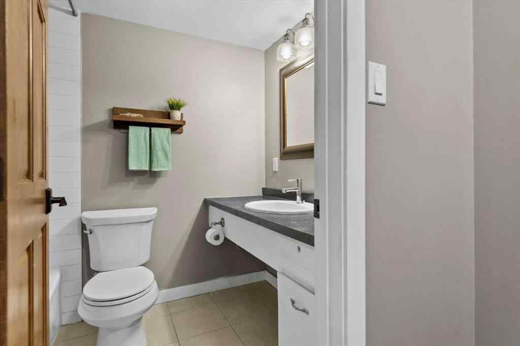 MLS® A2236616 - Unit #110 816 89 Avenue SW in Haysboro Calgary, Residential