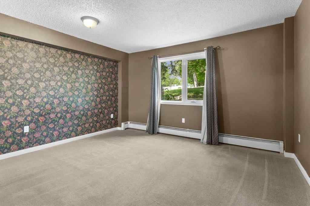 MLS® A2236616 - Unit #110 816 89 Avenue SW in Haysboro Calgary, Residential