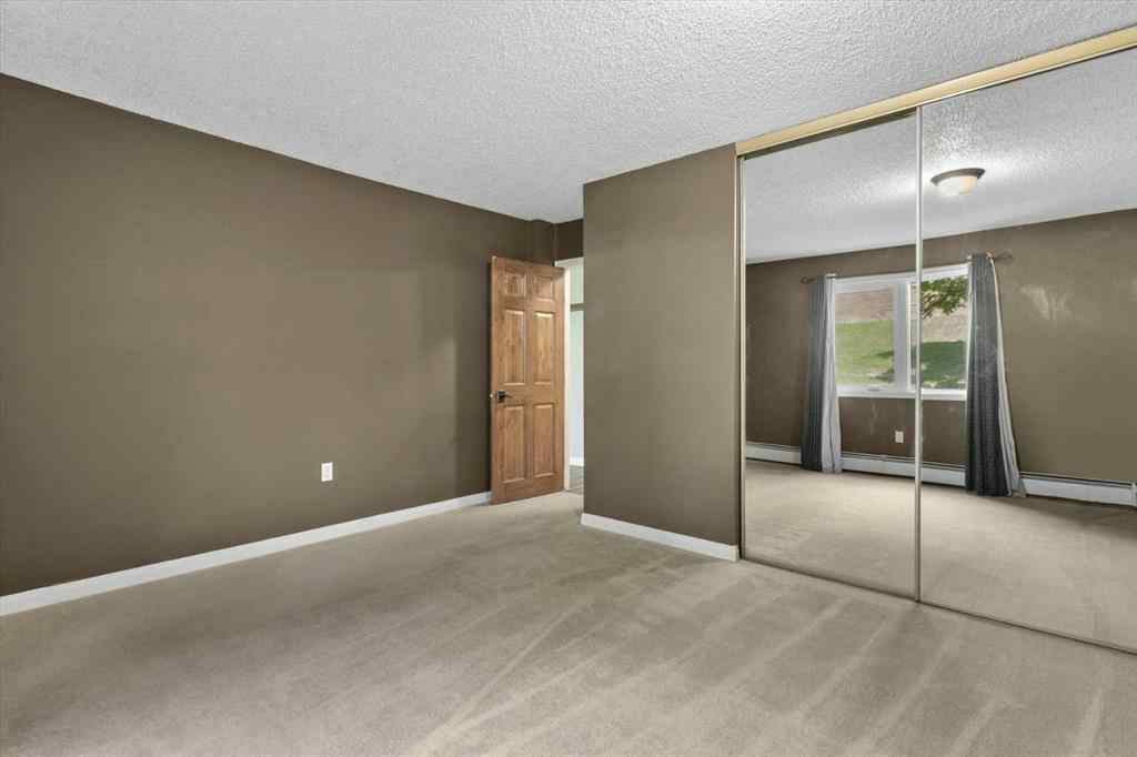 MLS® A2236616 - Unit #110 816 89 Avenue SW in Haysboro Calgary, Residential