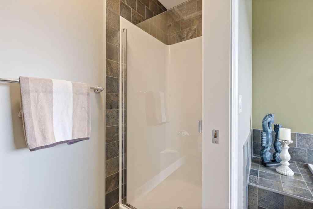 MLS® A2236618 - 5619 Coach Hill Road SW in Coach Hill Calgary, Residential