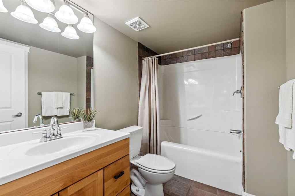 MLS® A2236618 - 5619 Coach Hill Road SW in Coach Hill Calgary, Residential
