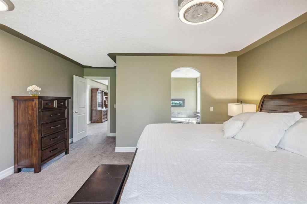 MLS® A2236618 - 5619 Coach Hill Road SW in Coach Hill Calgary, Residential
