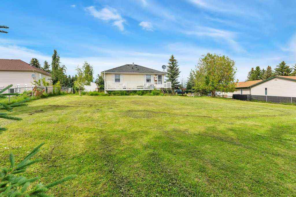 MLS® A2236625 - 502 Sunnyside 500 Place  in NONE Rural Ponoka County, Residential