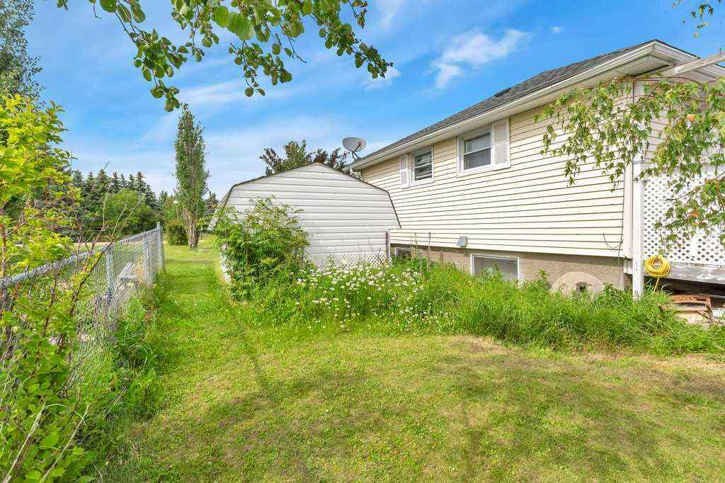 MLS® A2236625 - 502 Sunnyside 500 Place  in NONE Rural Ponoka County, Residential