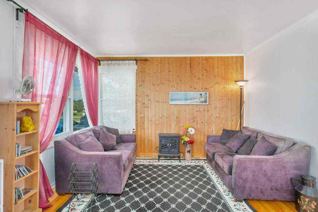 MLS® A2236625 - 502 Sunnyside 500 Place  in NONE Rural Ponoka County, Residential