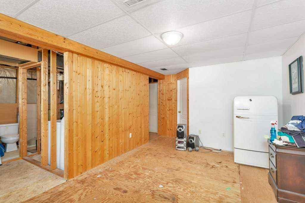 MLS® A2236625 - 502 Sunnyside 500 Place  in NONE Rural Ponoka County, Residential