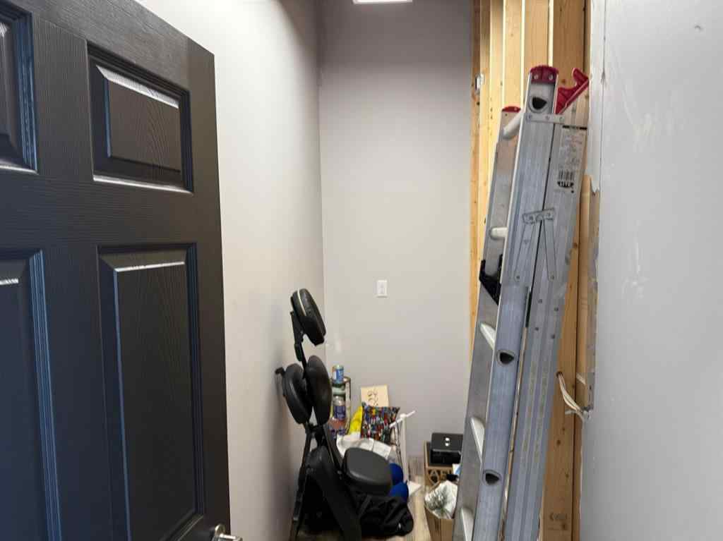 MLS® A2236631 - Unit #110 & 120 5641 48 Avenue Crescent  in Central Ponoka Ponoka, Commercial