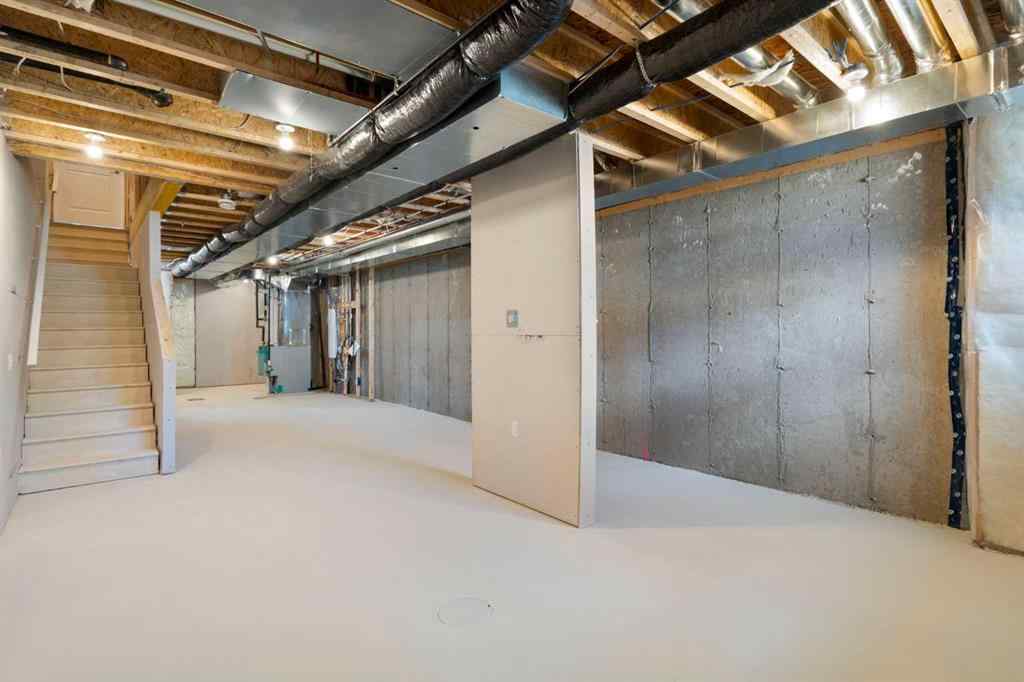 MLS® A2236649 - 135 Creekview Gardens SW in Pine Creek Calgary, Residential