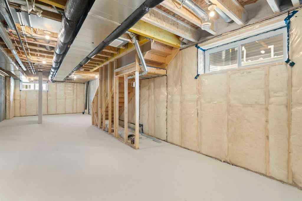 MLS® A2236649 - 135 Creekview Gardens SW in Pine Creek Calgary, Residential