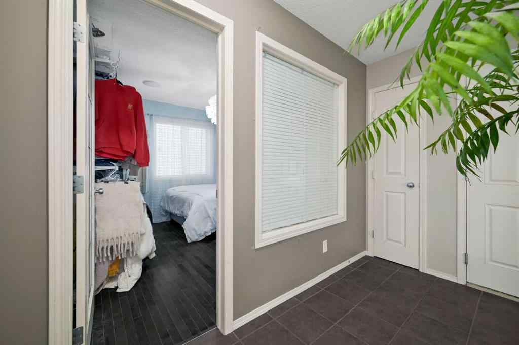 MLS® A2236664 - 20 Bridlecrest Court SW in Bridlewood Calgary, Residential