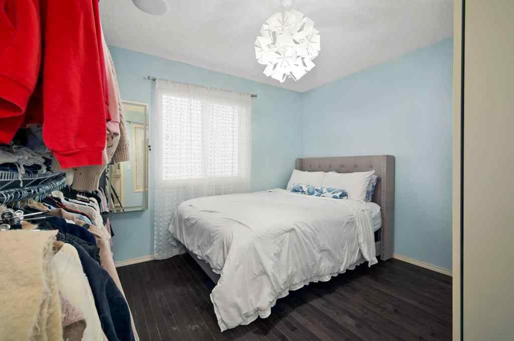 MLS® A2236664 - 20 Bridlecrest Court SW in Bridlewood Calgary, Residential