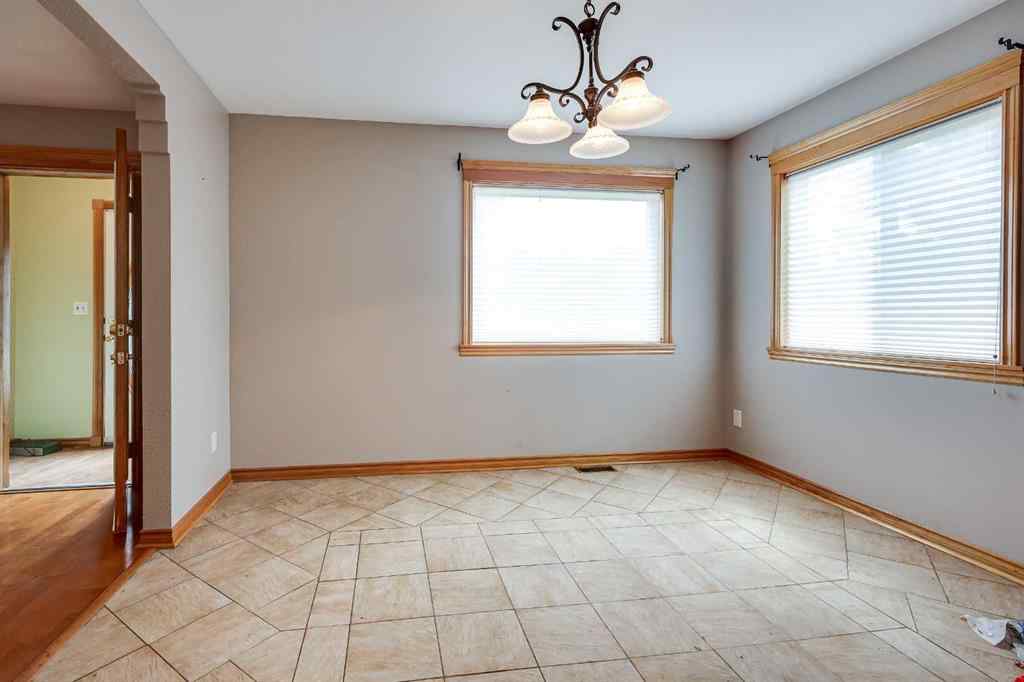 MLS® A2236683 - 4535 Moore Crescent  in Waskasoo Red Deer, Residential