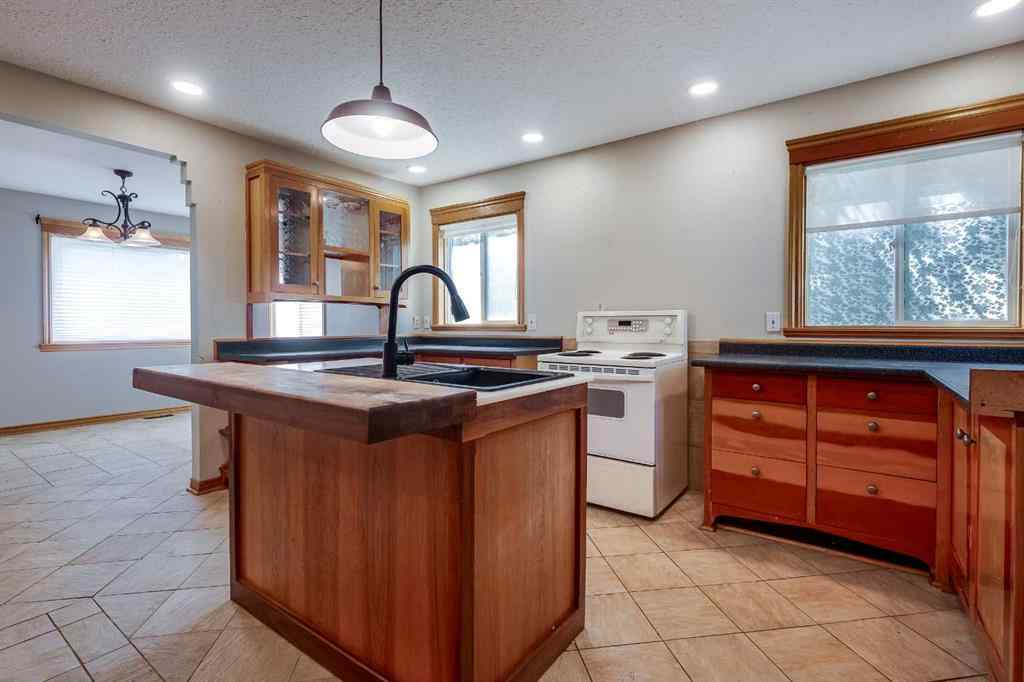 MLS® A2236683 - 4535 Moore Crescent  in Waskasoo Red Deer, Residential