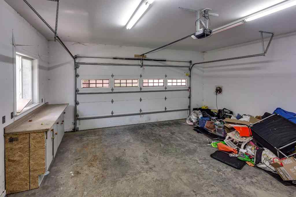 MLS® A2236683 - 4535 Moore Crescent  in Waskasoo Red Deer, Residential