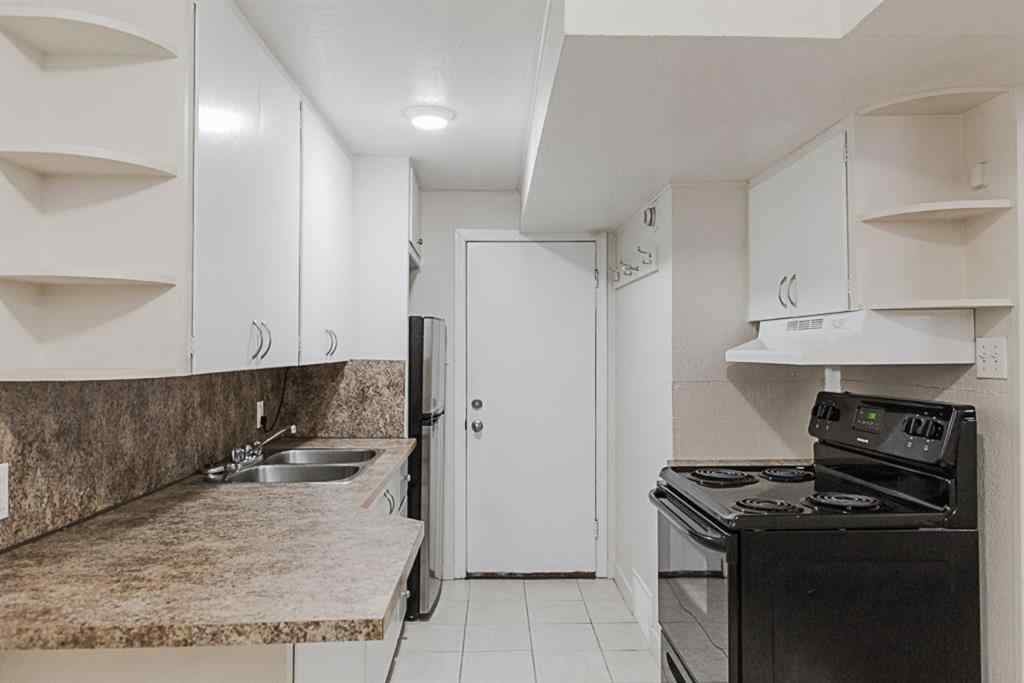 MLS® A2236685 - 10120 103 Avenue  in Avondale Grande Prairie, Multi-Family