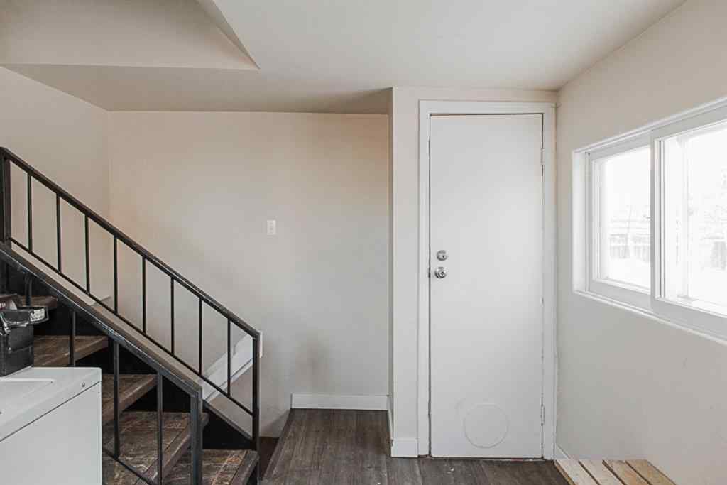 MLS® A2236685 - 10120 103 Avenue  in Avondale Grande Prairie, Multi-Family