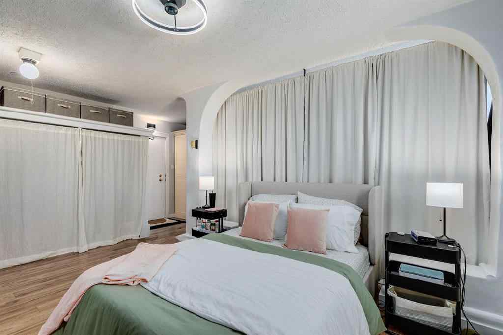 MLS® A2236694 - Unit #302 314 14 Street NW in Hillhurst Calgary, Residential