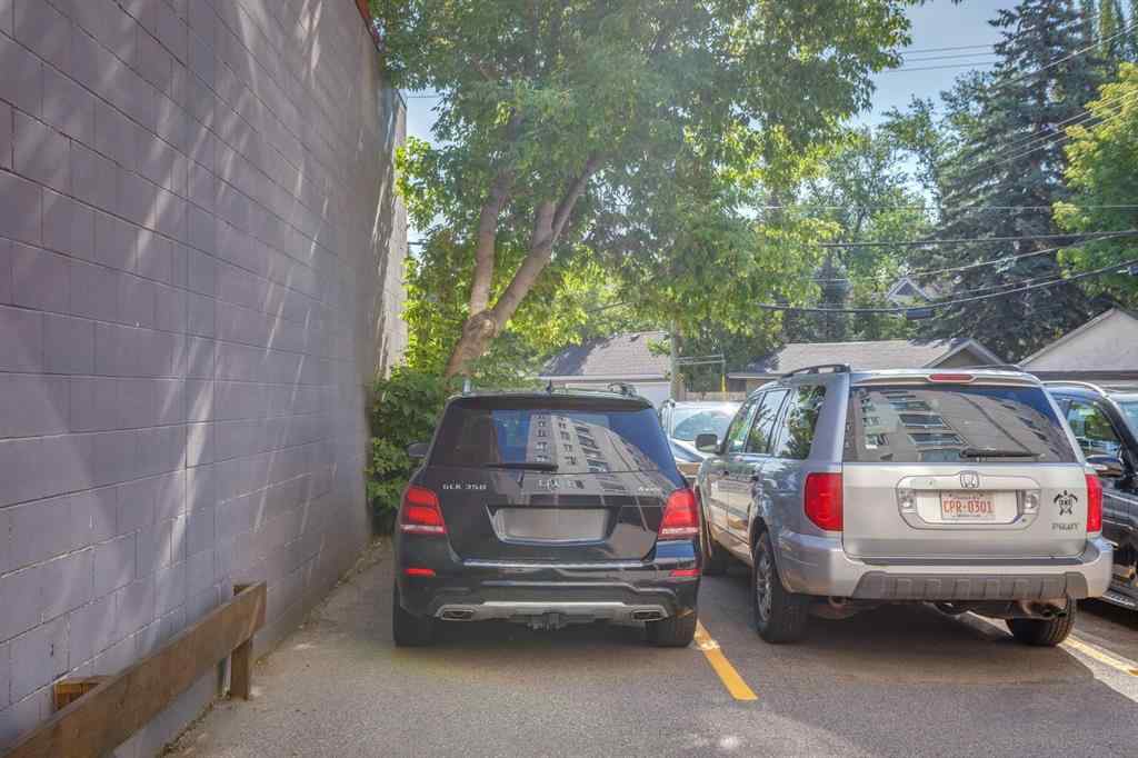 MLS® A2236694 - Unit #302 314 14 Street NW in Hillhurst Calgary, Residential