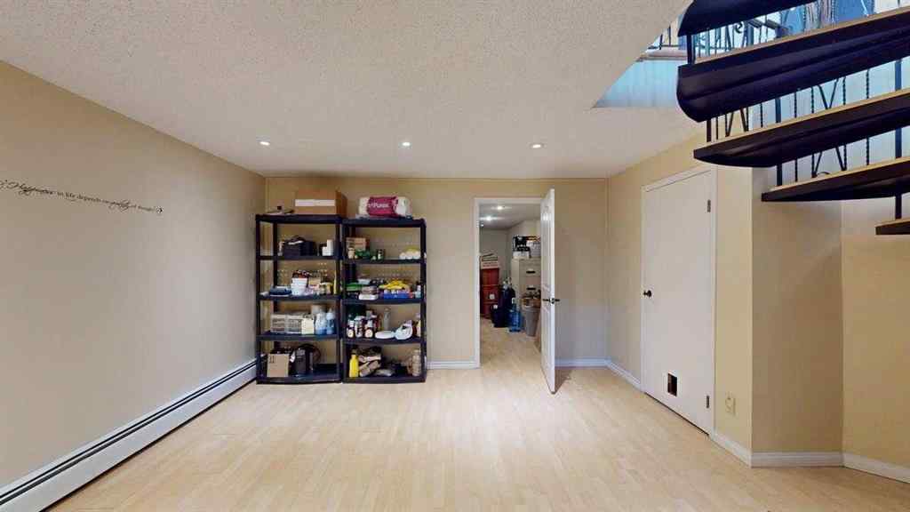 MLS® A2236721 - 185 Oaks Bay  in Dickinsfield Fort McMurray, Residential