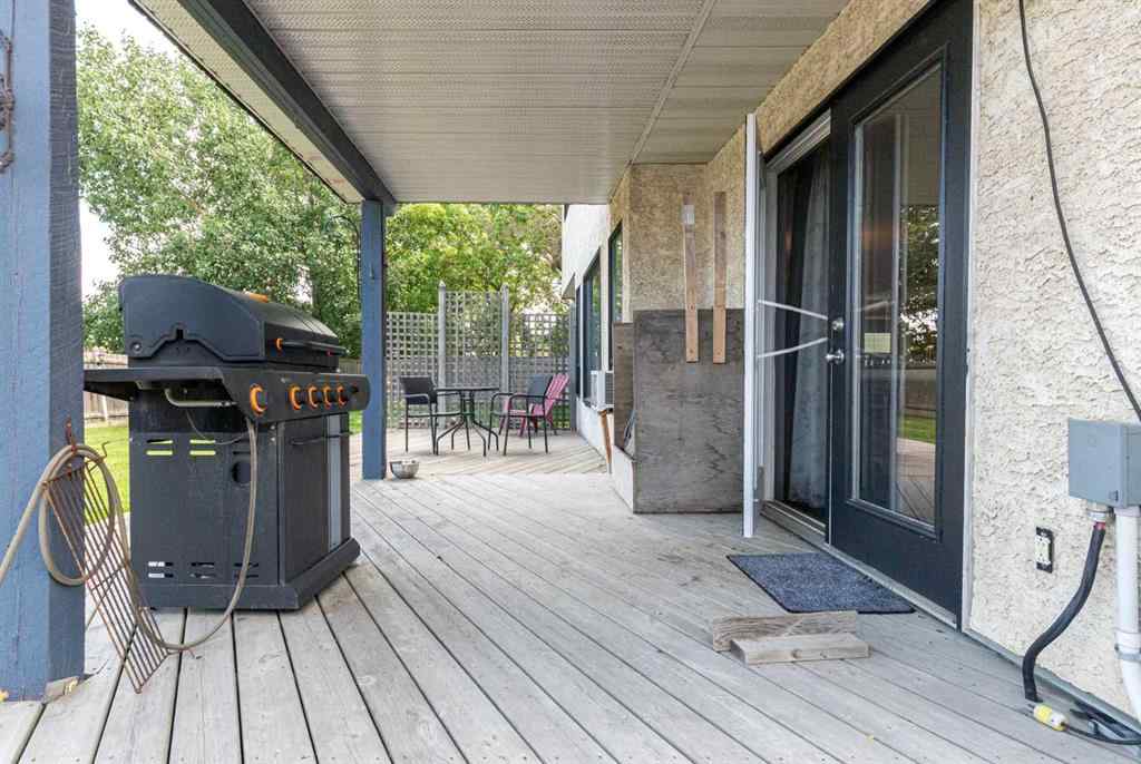 MLS® A2236721 - 185 Oaks Bay  in Dickinsfield Fort McMurray, Residential