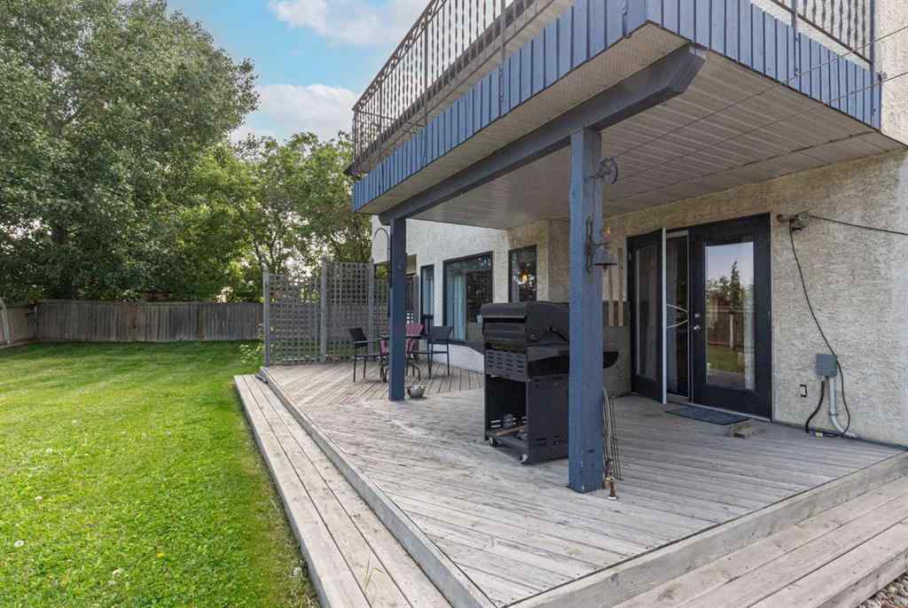 MLS® A2236721 - 185 Oaks Bay  in Dickinsfield Fort McMurray, Residential