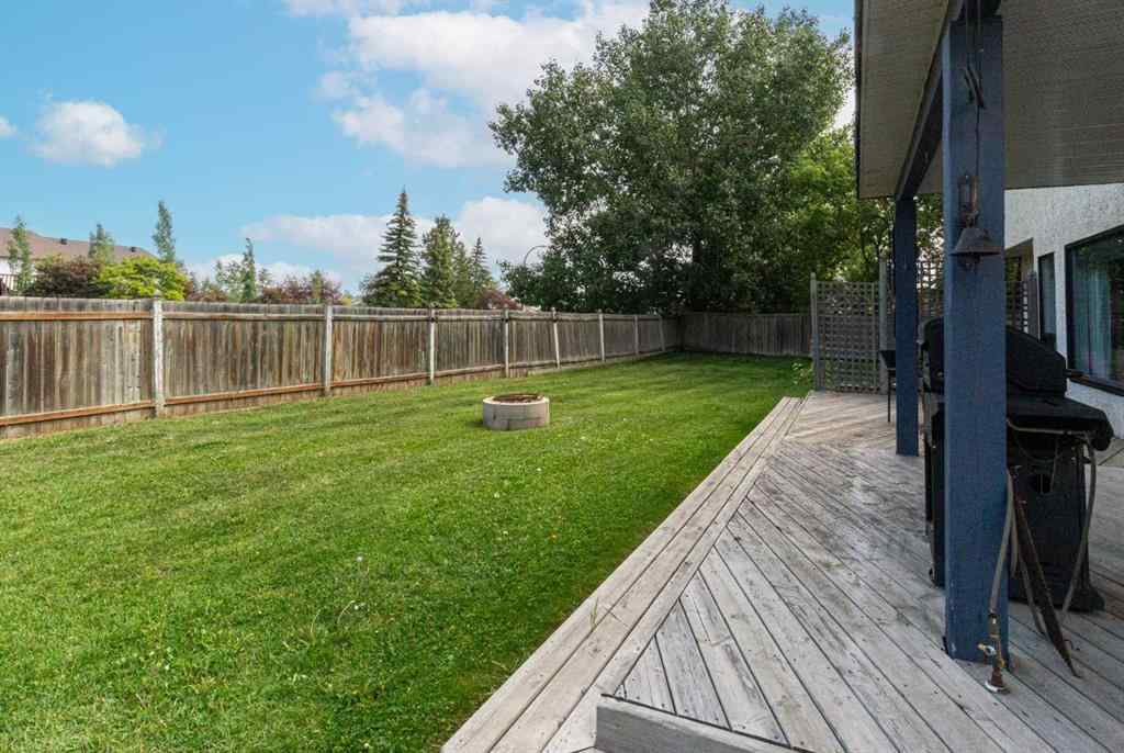 MLS® A2236721 - 185 Oaks Bay  in Dickinsfield Fort McMurray, Residential