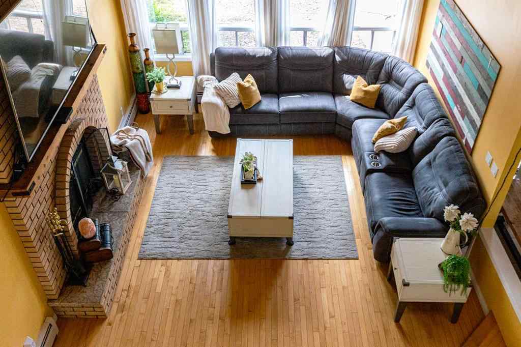 MLS® A2236721 - 185 Oaks Bay  in Dickinsfield Fort McMurray, Residential