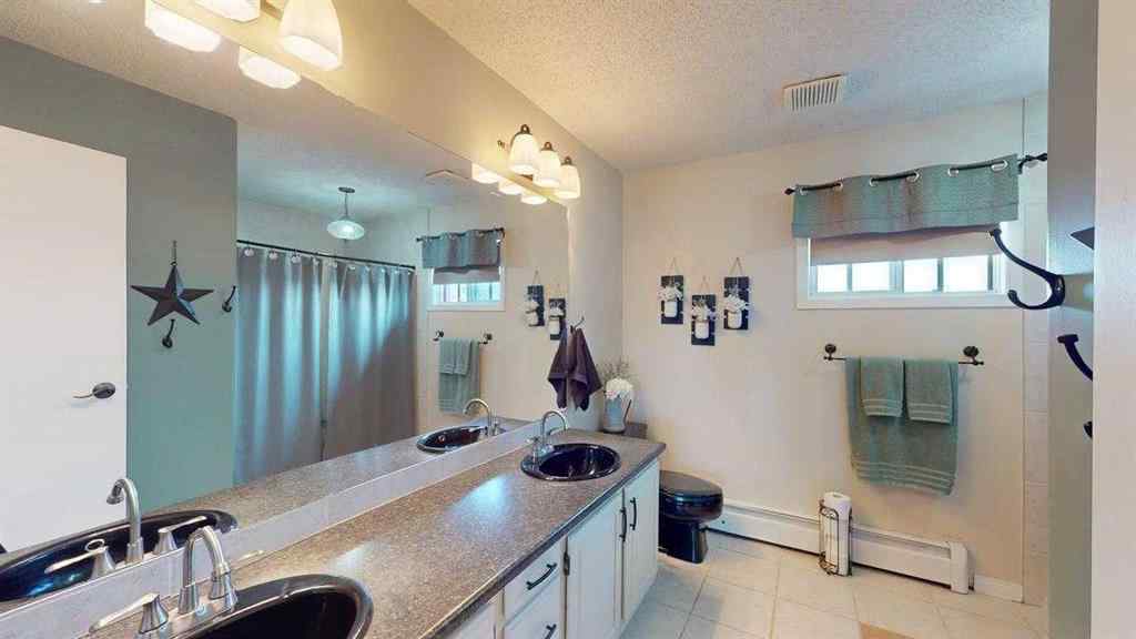MLS® A2236721 - 185 Oaks Bay  in Dickinsfield Fort McMurray, Residential