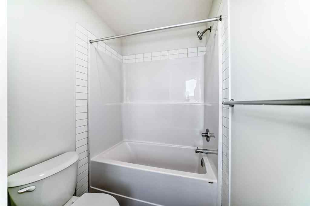 MLS® A2236726 - 934 Bayview Heights SW in Bayview Airdrie, Residential