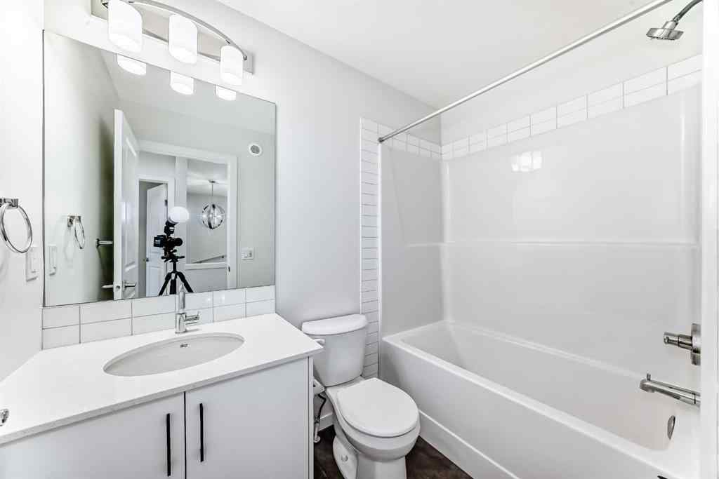 MLS® A2236726 - 934 Bayview Heights SW in Bayview Airdrie, Residential