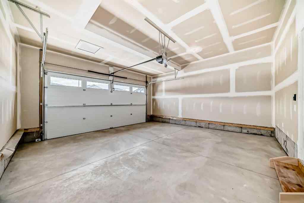 MLS® A2236726 - 934 Bayview Heights SW in Bayview Airdrie, Residential