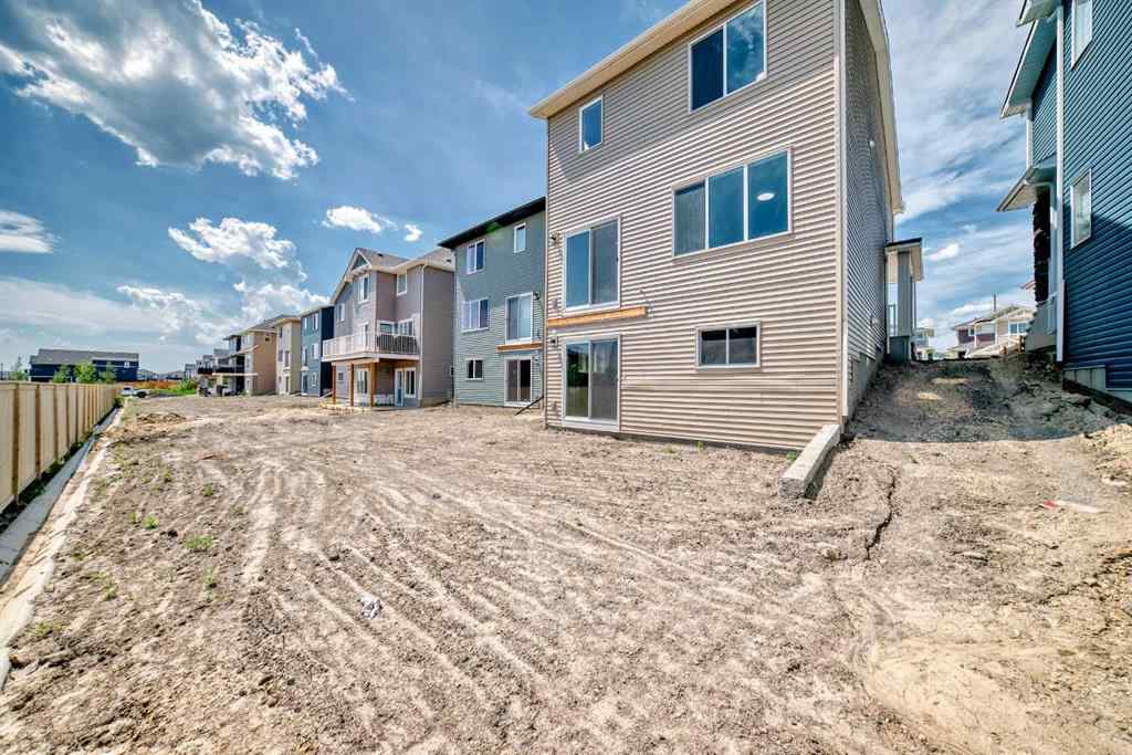 MLS® A2236726 - 934 Bayview Heights SW in Bayview Airdrie, Residential