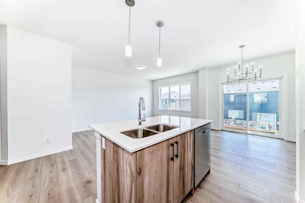 MLS® A2236726 - 934 Bayview Heights SW in Bayview Airdrie, Residential