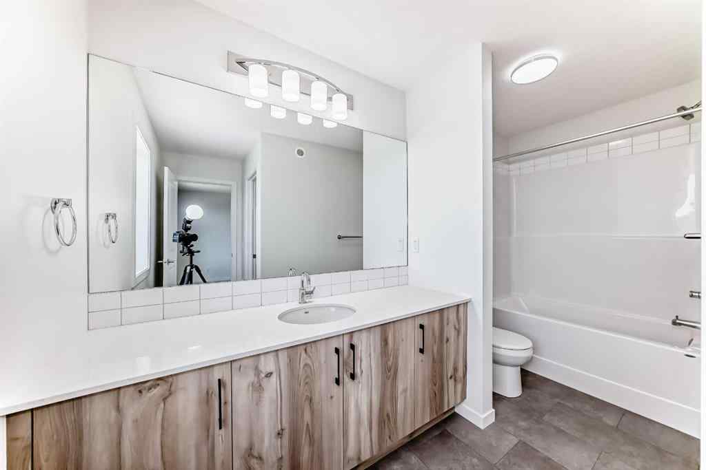 MLS® A2236726 - 934 Bayview Heights SW in Bayview Airdrie, Residential