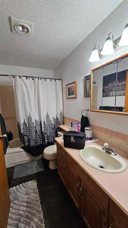 MLS® A2236730 - 207 Centre Avenue NE in NONE Milk River, Residential