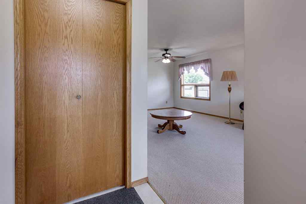 MLS® A2236742 - 4617 53 Street  in NONE Rimbey, Residential