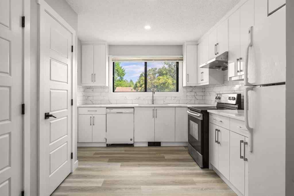 MLS® A2236752 - 67 Fallswater Road NE in Falconridge Calgary, Residential