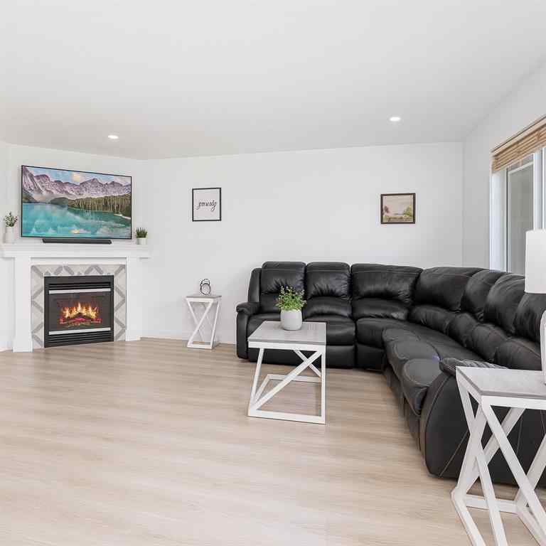 MLS® A2236756 - 185 Coopers Close  in Coopers Crossing Airdrie, Residential