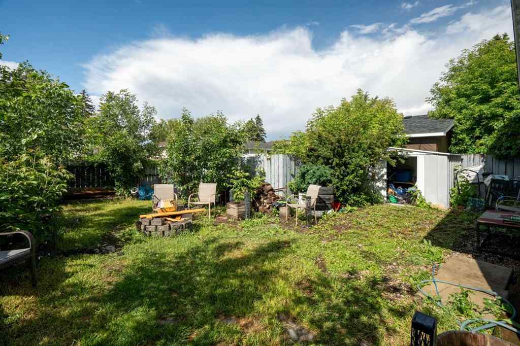MLS® A2236785 - 183 Dovely Crescent SE in Dover Calgary, Residential